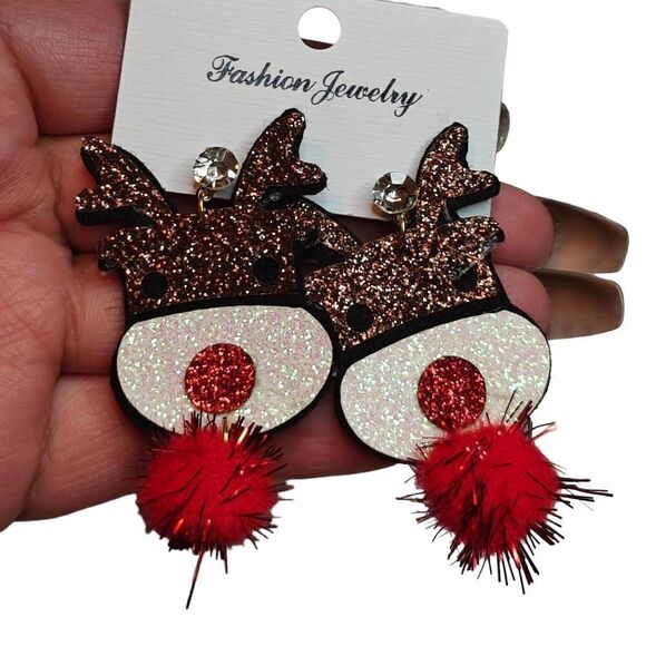 Kawaii Reindeer Christmas Theme Earrings - Picture 1 of 3